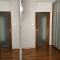 Quiet and spacious apartment with garage option - Krakov