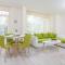 Domus Apartments Grand with Parking