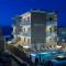 Mandy Suites
