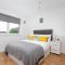 Skyvillion - COZY APARTMENTS in Enfield Town With Free Parking & Wifi