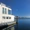 Wasserhaus Yellow submarine
