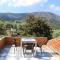 Varias Art House