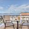 Niovi Luxury Apartments