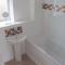Abingdon - Private Flat with Garden & Parking 01