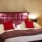 Boardinghouse by M&K