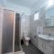 Deniz Airport Suites