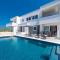 Villa Adria 2 luxury apartment with a pool