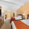 The Lemon Tree Hotel