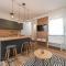 LUXURY APARTMENTS - LA VIR 3 & 4