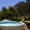 Bo La Motte Farm Cottages