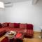 Apartment with sea view - Рафаїловичі