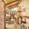 Villa Stone Queen