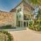 Villa Topaz Above West Bay With 360 Degree Views! 3 Bedrooms