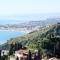 Taormina center 4 BR penthouse, terrace with views