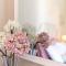 Tres Jolie - Stylish Cityheart Apartment