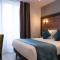 Hotel Apolonia Paris Montmartre; Sure Hotel Collection by Best Western - Paris