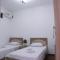 Anis-Pari Hotel