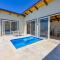 Villa Topaz Above West Bay with 360 Degree Views!