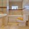 Apartment Residencial Roma by Interhome