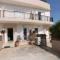 The Paradise Townhouses By Taimoura