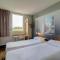 B&B HOTEL BEAUNE Nord - 萨维尼莱博恩