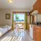 Danelis Studios & Apartments