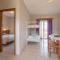 Danelis Studios & Apartments