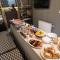 ATHENIAN YARD SUITES