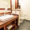 Shepherd Mountain Inn & Suites - Pilot Knob