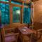 LivingStone Ojuven Treehouses