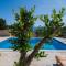 Villa Nikola - pool side apartments