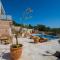 Villa Nikola - pool side apartments