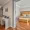 Golden Key Boutique Hotel