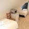 Debden Guest House - Hillingdon