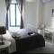 Del Toscano Home