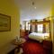 Three Queens Hotel