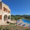 Villa Rotes