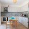 Xaradiotis House - A modern home away from home - 梅加尼西岛