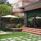 La casa di Masina - A surrounded garden Villa -