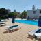 Constantaras Apartments