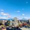 Foto: 16 Min To Downtown Amazing Location Metrotown Suite 13/23