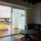 Las Rocas Resort & Spa