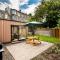 Trinity Lodge, House with the private garden in Edinburgh - 爱丁堡