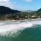 Foto: Sobrado de Alto Padrão com Piscina a 100mts da Praia no Guaruja 9/33