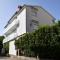 Apartments Josip
