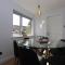 Dunfermline - Luxury 3 bedroom 2 bathroom detached house with garden
