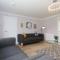Dunfermline - Luxury 3 bedroom 2 bathroom detached house with garden