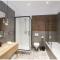 Stylish - Centre Apartment Theatre View