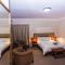 Adelante Lodge