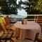 Mare Beachfront Cozy Sea View Apartment